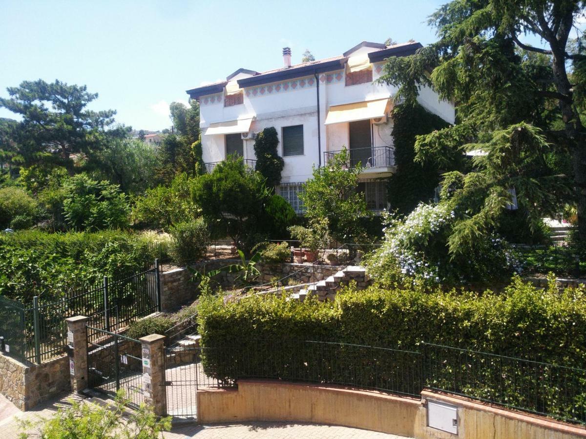 Ca De Rossana Bed&Breakfast Sanremo Dış mekan fotoğraf